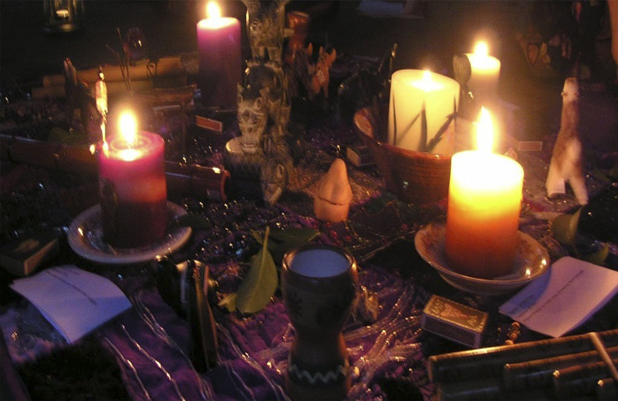 Espírita D.ª Maria Alves — Amarrações de Amor